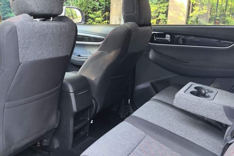 Used FORTHING T5 2020 1.6L Manual Comfort Model China VI Standard Interior 2