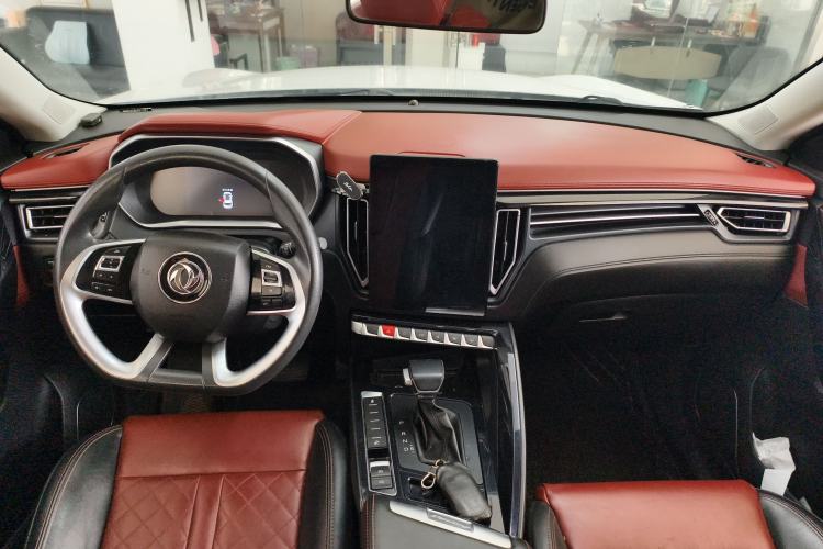 Used FORTHING T5 2020 1.5T Automatic Luxury Model China VI Standard Interior 3