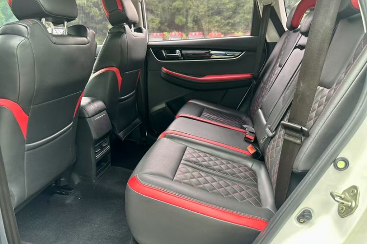 Used FORTHING T5 2020 1.6L Manual Comfort Model China VI Standard Interior 3