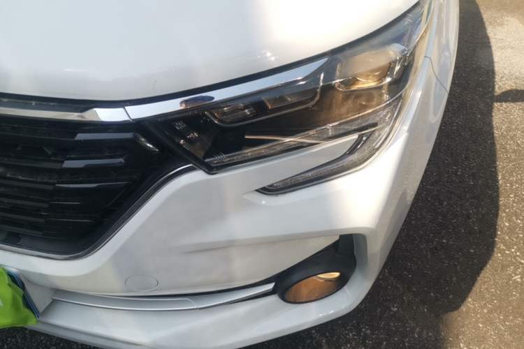 Used FORTHING T5 2020 Revised Version 1.6L Manual Luxury Trim China VI Standard Left Front Headlight