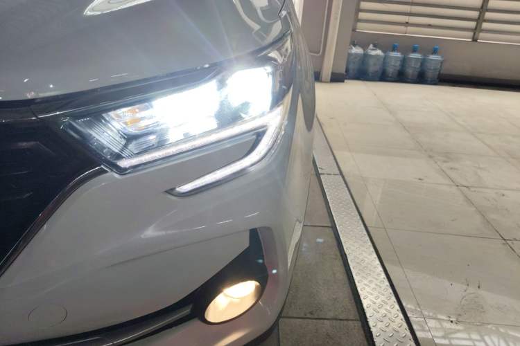 Used FORTHING T5 2020 1.5T Automatic Luxury Model China VI Standard Left Front Headlight