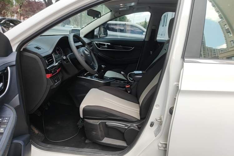 Used FORTHING T5 2020 1.6L Manual Comfort Model China VI Standard Left Front Seat