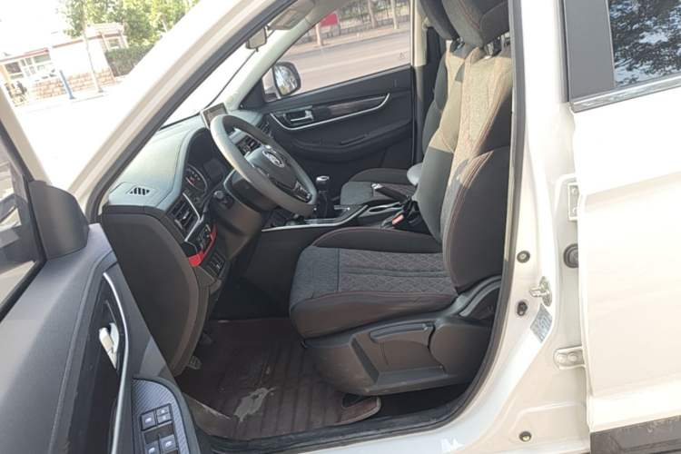 Used FORTHING T5 2020 1.6L Manual Comfort Model China VI Standard Left Front Seat