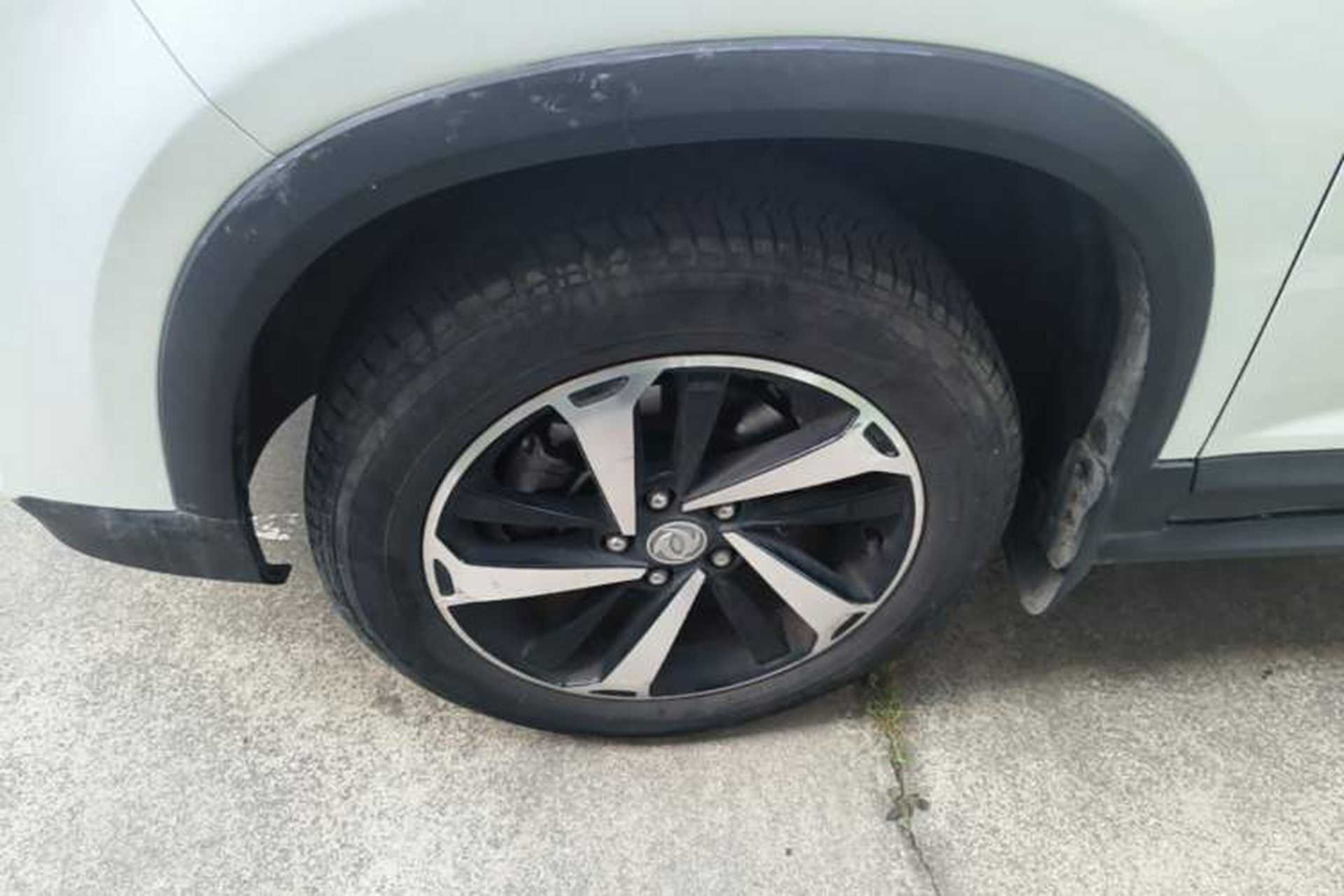 Used FORTHING T5 2020 1.6L Manual Luxury Model China VI Standard Left Front Wheel Hub