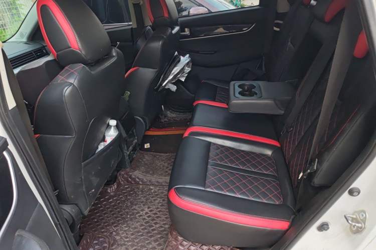 Used FORTHING T5 2020 1.6L Manual Luxury Model China VI Standard Left Rear Seat