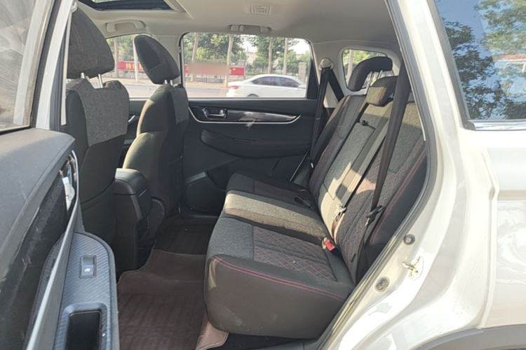 Used FORTHING T5 2020 1.6L Manual Comfort Model China VI Standard Left Rear Seat