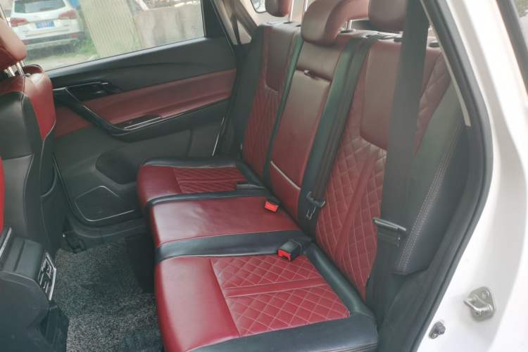 Used FORTHING T5 2020 1.5T Automatic Luxury Model China VI Standard Left Rear Seat
