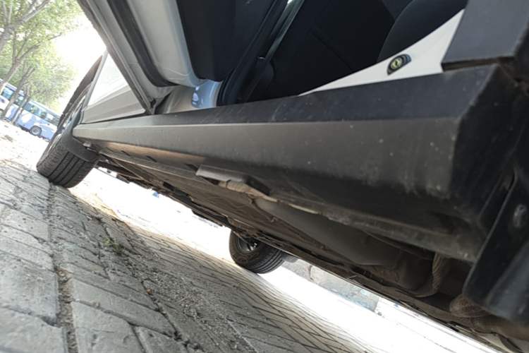 Used FORTHING T5 2020 1.6L Manual Comfort Model China VI Standard Left Side Sill