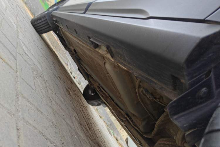 Used FORTHING T5 2020 1.6L Manual Comfort Model China VI Standard Left Side Sill