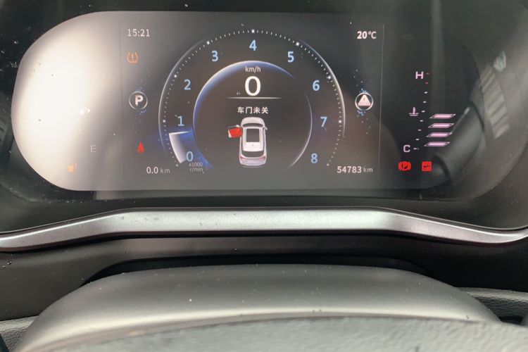 Used FORTHING T5 2020 1.5T Automatic Luxury Model China VI Standard Odometer Close Up