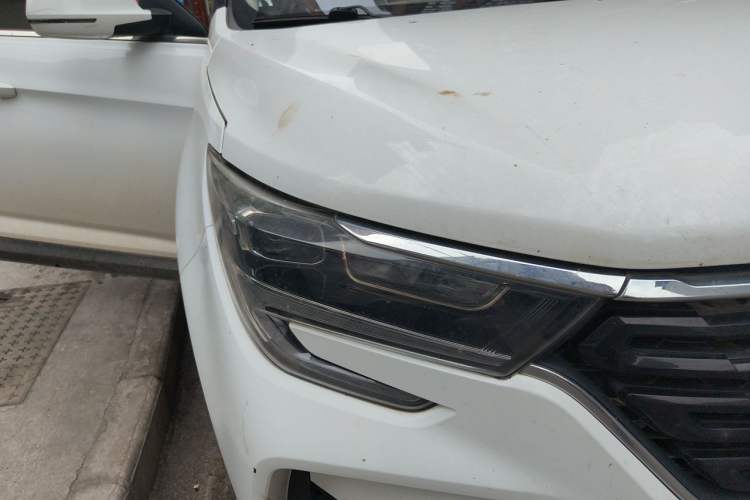Used FORTHING T5 2020 1.6L Manual Luxury Model China VI Standard Right Front Headlight