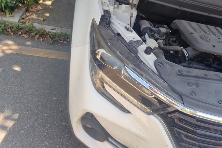 Used FORTHING T5 2020 1.5T Automatic Luxury Model China VI Standard Right Front Headlight