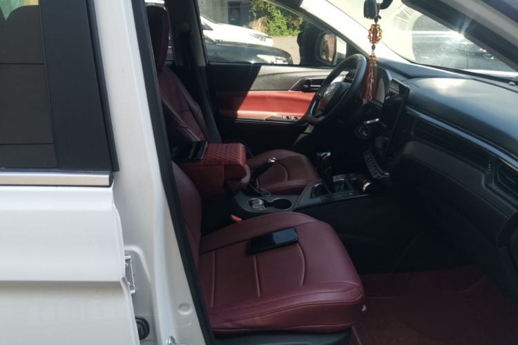 Used FORTHING T5 2020 Revised Version 1.6L Manual Luxury Trim China VI Standard Right Front Seat