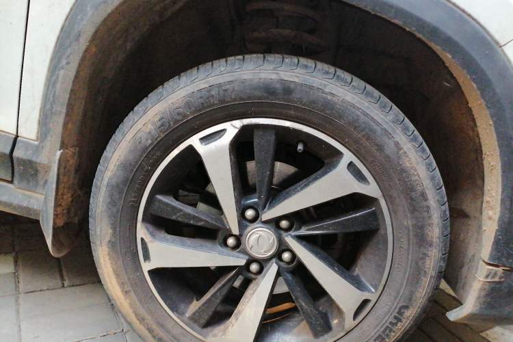 Used FORTHING T5 2020 1.6L Manual Luxury Model China VI Standard Right Front Wheel Hub