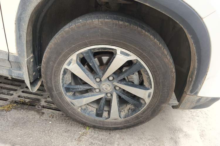 Used FORTHING T5 2020 1.6L Manual Luxury Model China VI Standard Right Front Wheel Hub