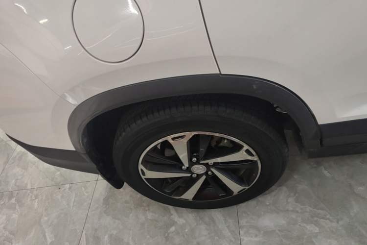 Used FORTHING T5 2020 1.5T Automatic Luxury Model China VI Standard Right Rear Wheel Hub
