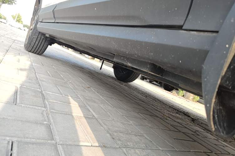 Used FORTHING T5 2020 1.6L Manual Comfort Model China VI Standard Right Side Sill
