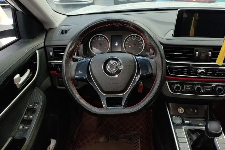 Used FORTHING T5 2020 1.6L Manual Comfort Model China VI Standard Steering Wheel