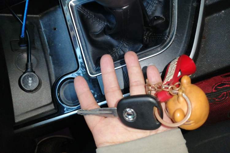 Used FORTHING T5 2020 1.6L Manual Luxury Model China VI Standard Vehicle Key