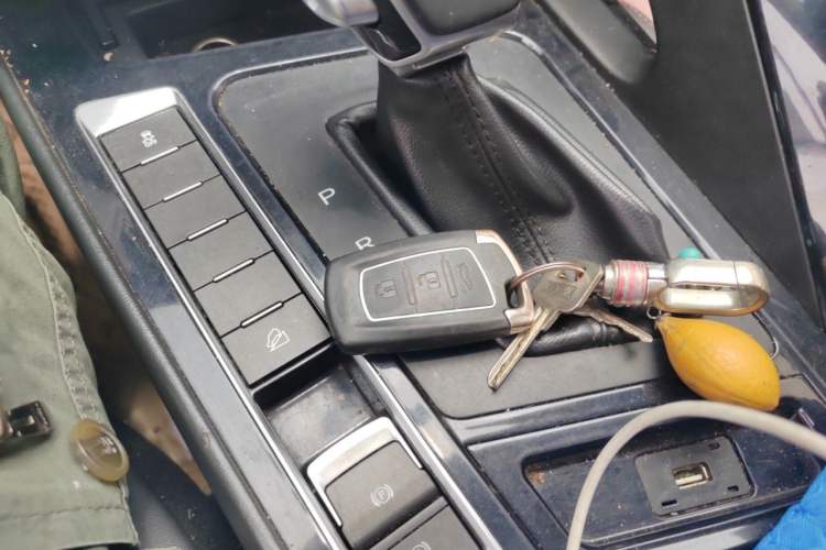 Used FORTHING T5 2020 1.5T Automatic Flagship Version China VI Standard Vehicle Key