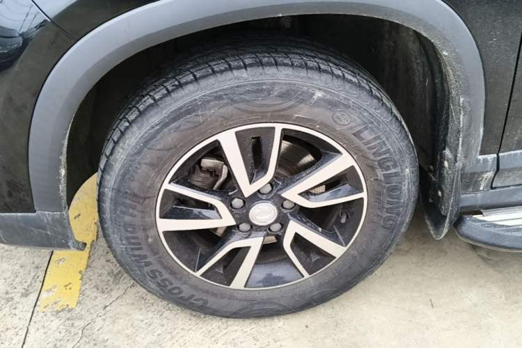 Used FORTHING T5 2021 1.6L Manual Comfort Model Left Front Wheel Hub