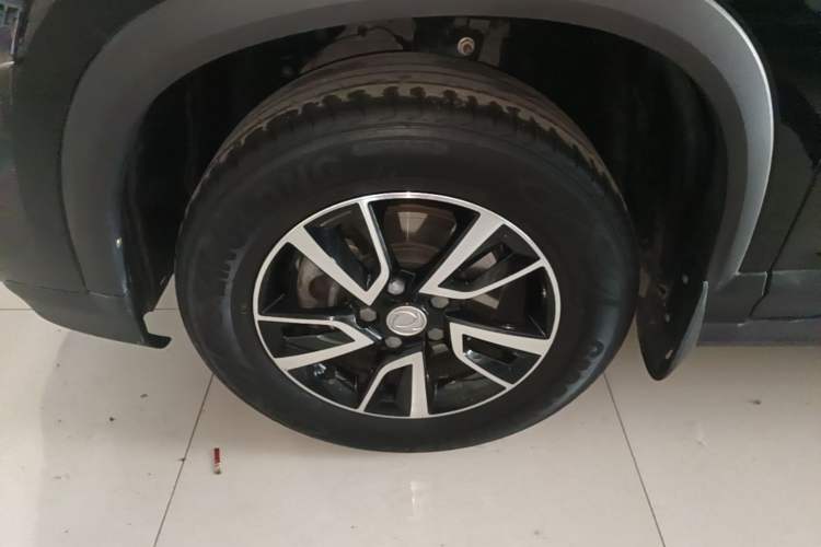 Used FORTHING T5 2021 1.6L Manual Comfort Model Left Front Wheel Hub