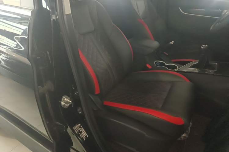 Used FORTHING T5 2021 1.6L Manual Comfort Model Right Front Seat