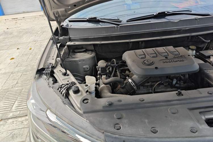 Used FORTHING T5 2021 1.5T Automatic Comfort Version Engine Bay Right