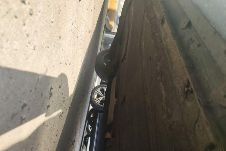Used FORTHING T5 2021 1.5T Automatic Prestige Model Chassis Front Right