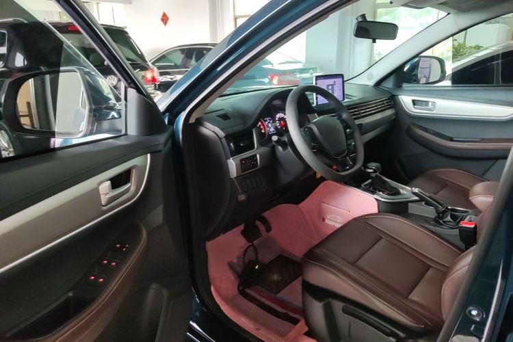 Used FORTHING T5 2021 1.5T Automatic Comfort Version Driver Seat