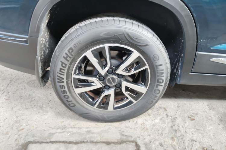 Used FORTHING T5 2021 1.5T Automatic Comfort Model Exterior 8