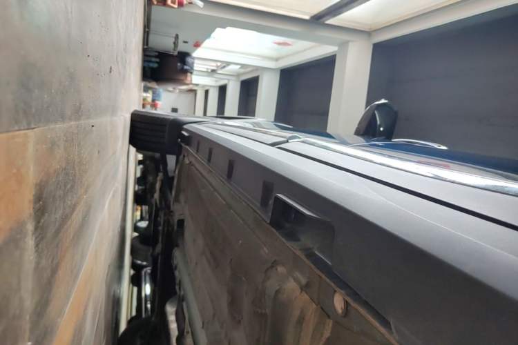 Used FORTHING T5 2021 1.5T Automatic Comfort Version Left Side Sill