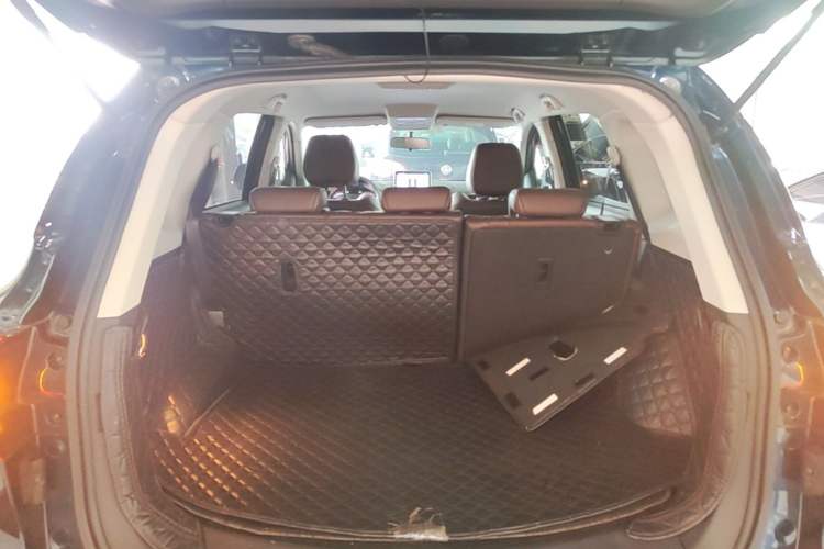 Used FORTHING T5 2021 1.5T Automatic Comfort Version Trunk