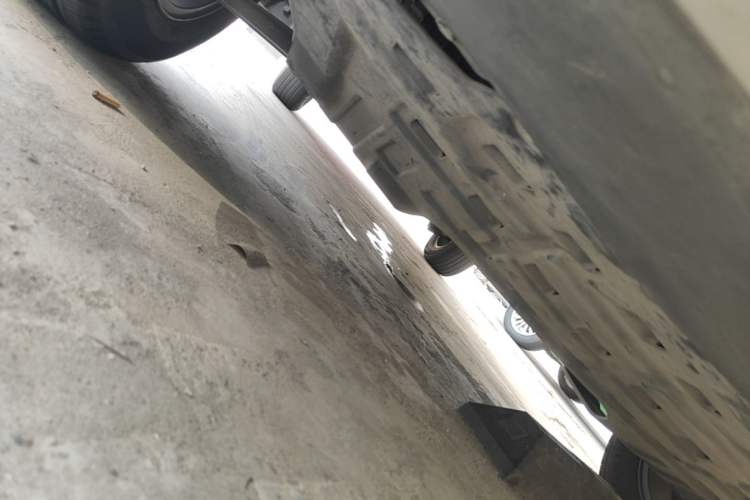 Used FORTHING T5 2021 1.6L Manual Comfort Model Chassis Front Right