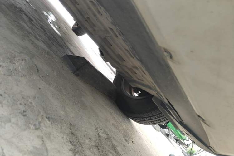 Used FORTHING T5 2021 1.6L Manual Comfort Model Chassis Rear Right