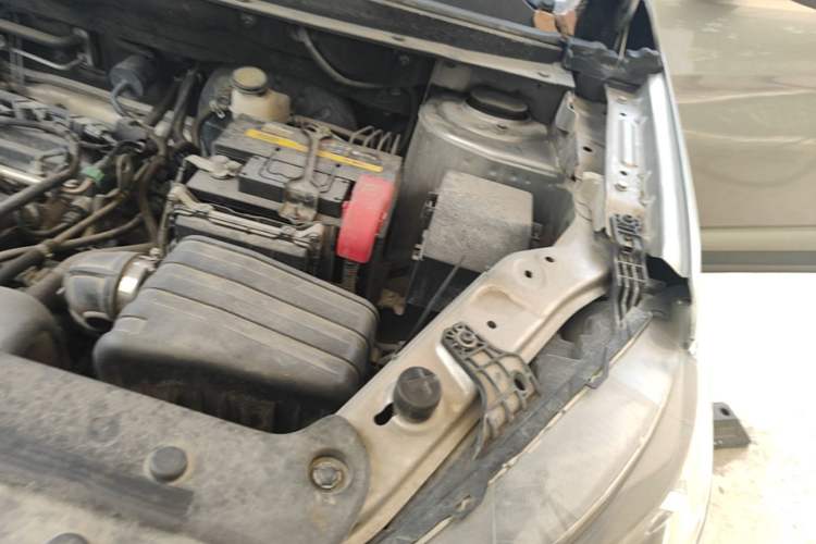 Used FORTHING T5 2021 1.6L Manual Comfort Model Engine Bay Left