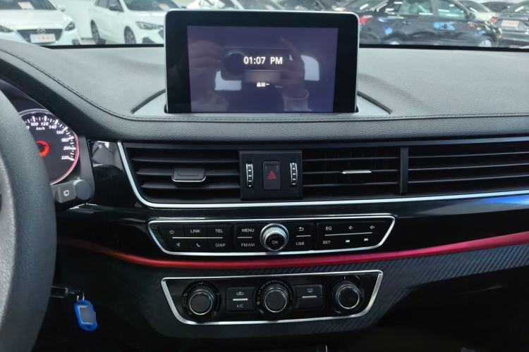 Used FORTHING T5 2021 1.5T Automatic Comfort Version Center Console