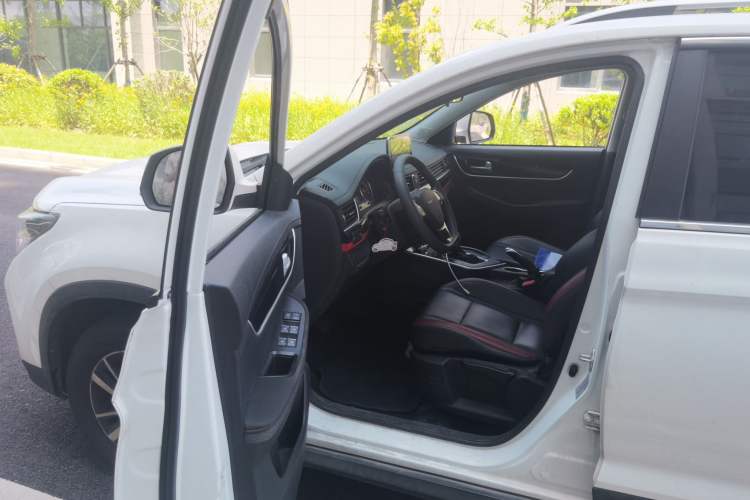 Used FORTHING T5 2021 1.5T Automatic Comfort Version Driver Seat