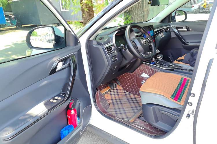 Used FORTHING T5 2021 1.5T Automatic Luxury Version Driver Seat