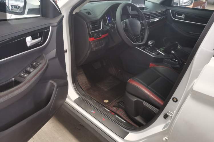 Used FORTHING T5 2021 1.5T Automatic Comfort Version Driver Seat