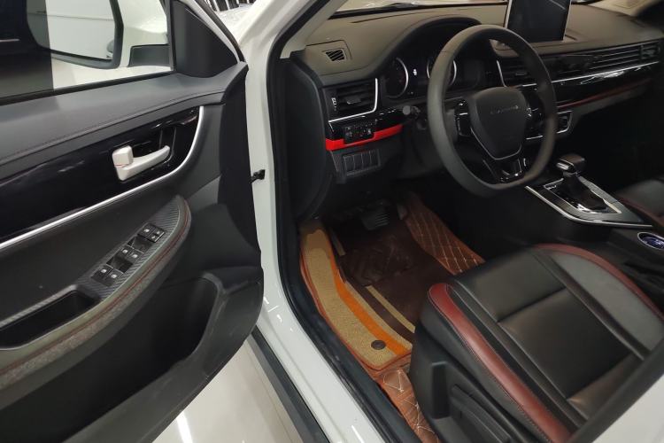 Used FORTHING T5 2021 1.5T Automatic Comfort Version Driver Seat