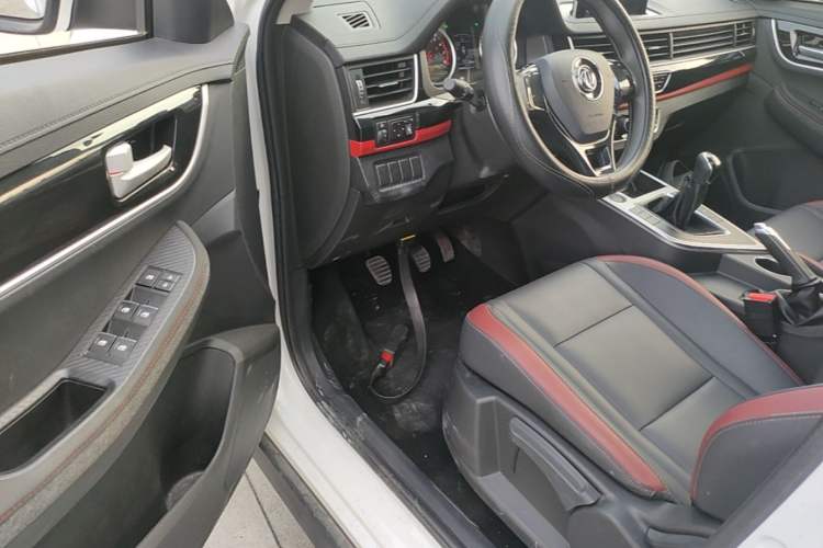 Used FORTHING T5 2021 1.6L Manual Comfort Model Driver Seat