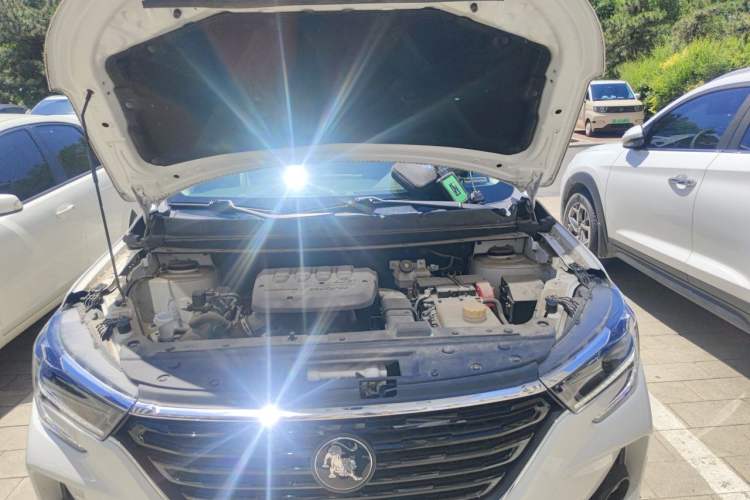 Used FORTHING T5 2021 1.5T Automatic Luxury Version Engine Bay