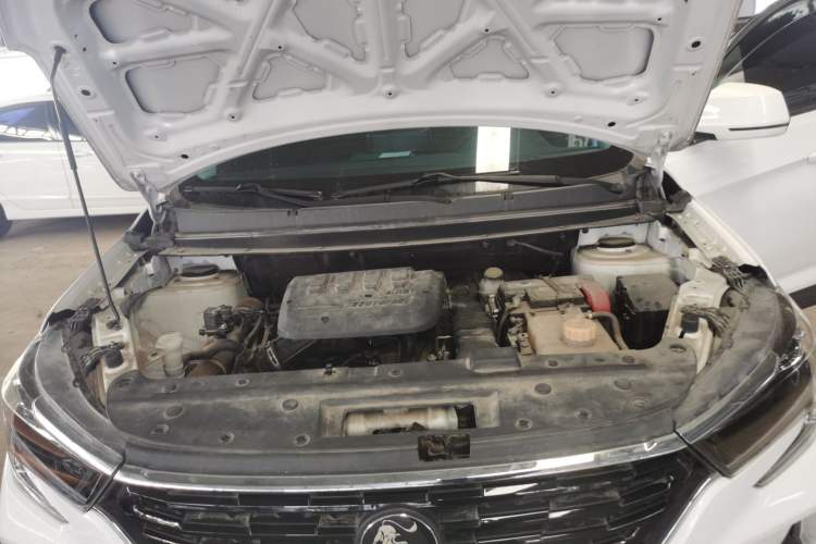 Used FORTHING T5 2021 1.5T Automatic Comfort Version Engine Bay
