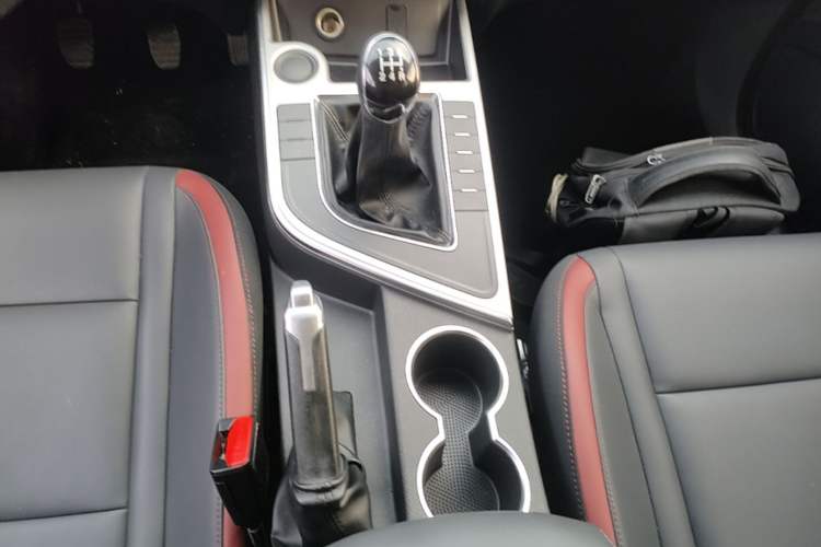 Used FORTHING T5 2021 1.6L Manual Comfort Model Gear Lever