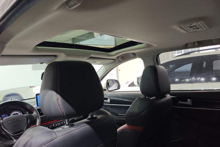 Used FORTHING T5 2021 1.5T Automatic Comfort Version Headliner