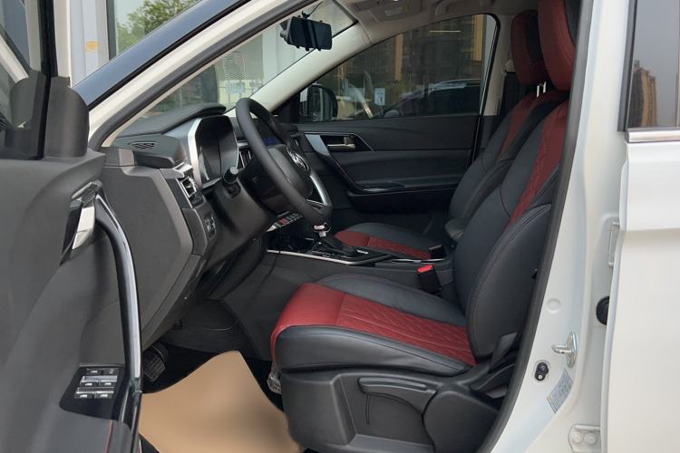 Used FORTHING T5 2021 1.5T Automatic Luxury Version Interior 1