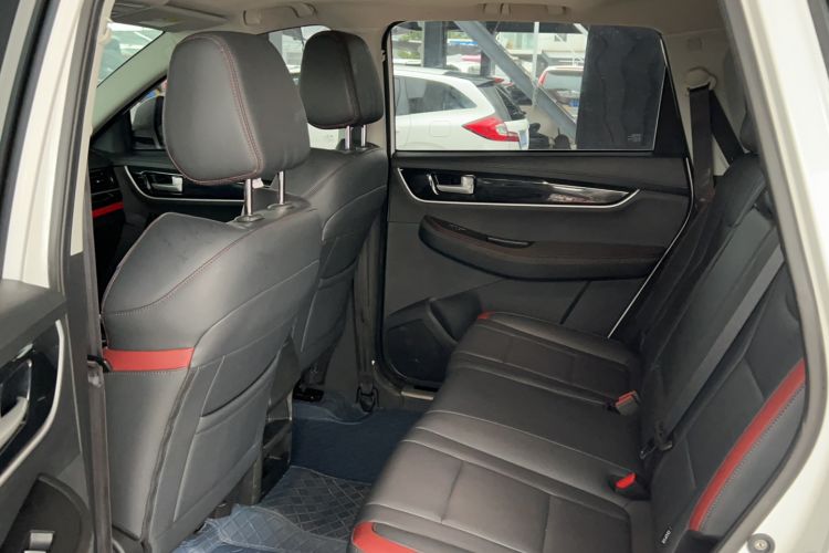 Used FORTHING T5 2021 1.5T Automatic Comfort Version Interior 1