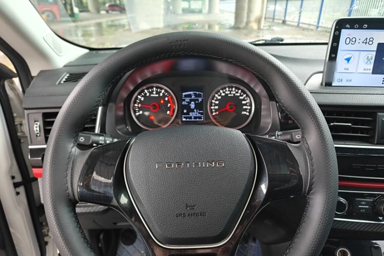 Used FORTHING T5 2021 1.5T Automatic Comfort Version Interior 2