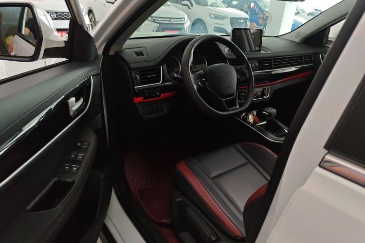 Used FORTHING T5 2021 1.5T Automatic Comfort Version Interior 2